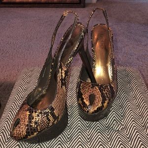 Bebe Heels with a  whole lot of life left